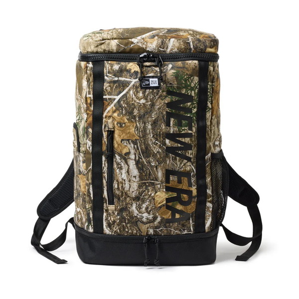 極美品　ニューエラ　32L　リュック　リアルツリー　完売モデル ニューエラジャパン タックルバッグ ボックスパック 32L プリントロゴ