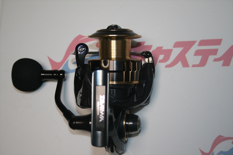 中古品 ダイワ １７ セオリー ４０００ｈ 中古 釣具のキャスティングオンラインストア 全国50店舗以上を展開する大型釣具店