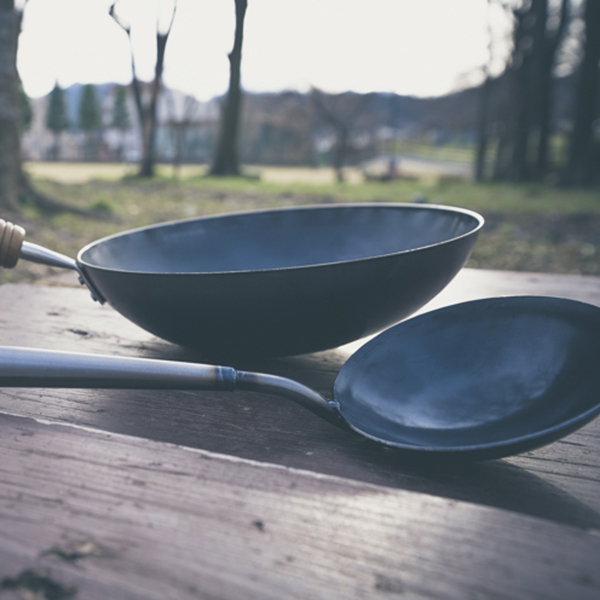 冒険用品 キャンプ用品 ヨコザワテッパン おやじ中華鍋 26センチ