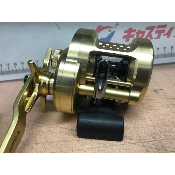 中古品 シマノ １６ オシア コンクエスト ３００ｐｇ 中古 釣具のキャスティングオンラインストア 全国50店舗以上を展開する大型釣具店