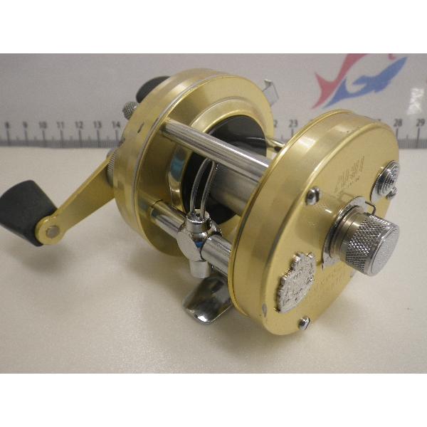 中古品】 ABU(アブガルシア) Ambassadeur5000DChampagneGold: 中古