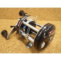 yÕiz AbuGarcia AuKVA AoT_[UTOOb`  WOOUOO