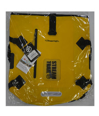 Caps ストリームトレイル DRYTANK 33L D2 SAFFRON